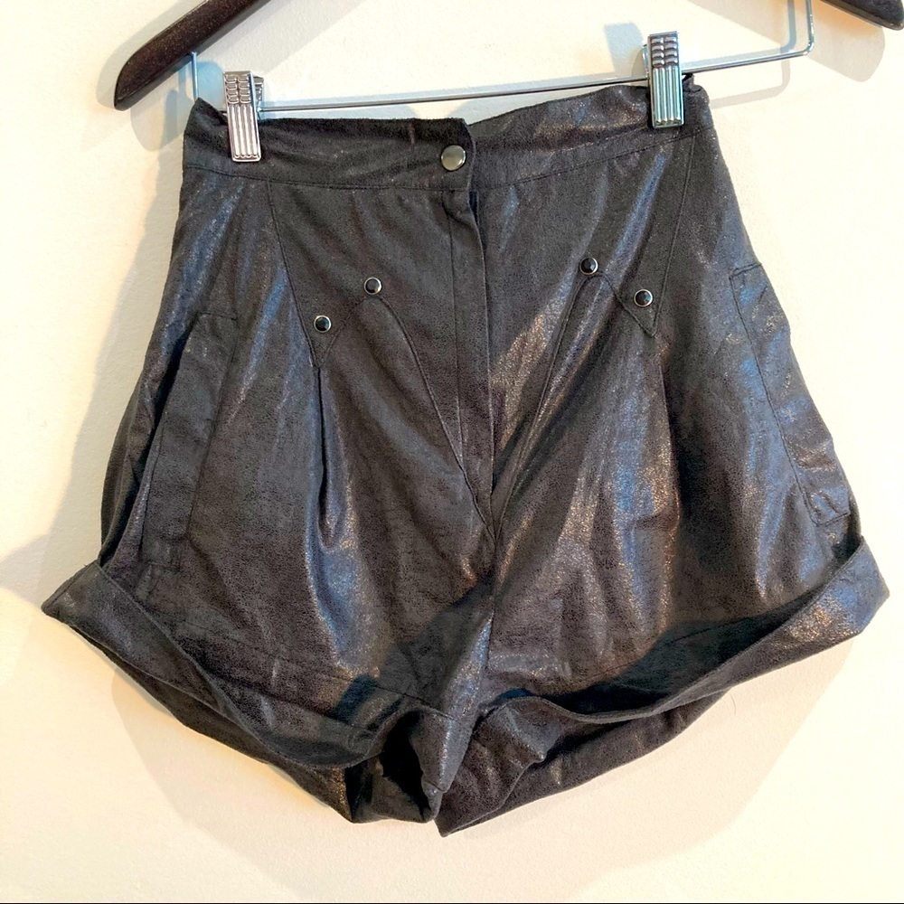EVIL TWIN Sz XS MinkPink High Rise Lined Studded Wet Look Soft Fabric Shorts